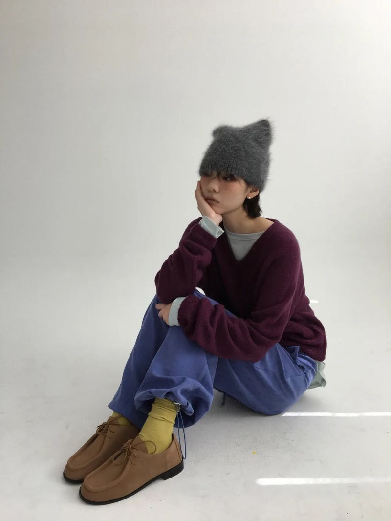 DUGGY（ダギー）の「ポンシルVネックニット (4color)（トップス）」
