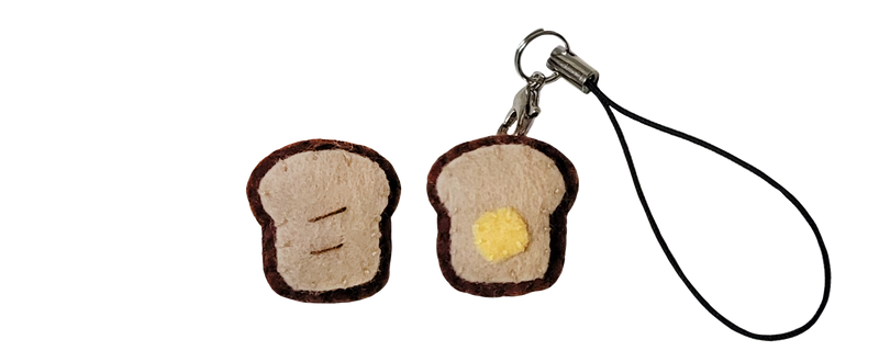 [MADE] Mini Bread Key ring