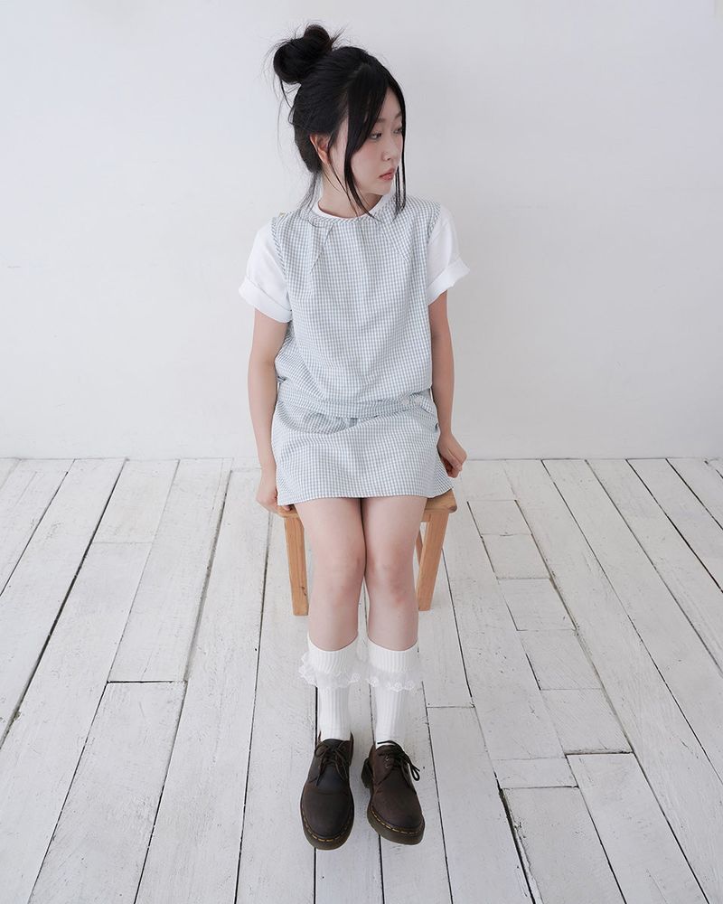 check button dress /white