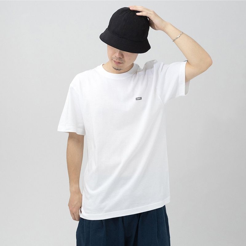 EXAMPLE（エグザンプル）の「エグザンプルミニレクタングルロゴ半袖Tシャツ（トップス）」