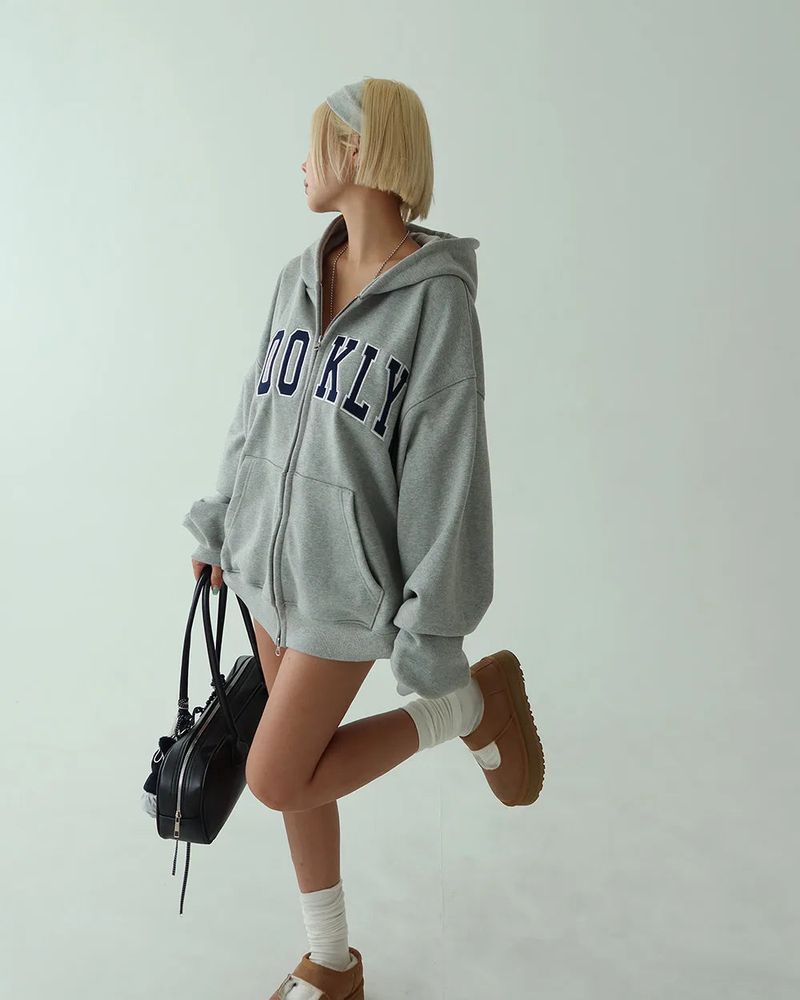 [UNISEX] Lettering Patch Two-Way Oversized Hoodie Zip-Up