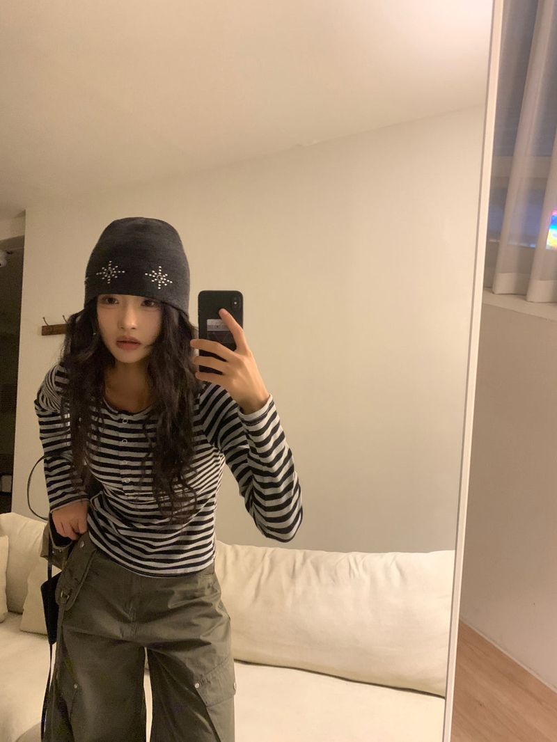 Starlight Round Stud Knit Beanie (6 colors)