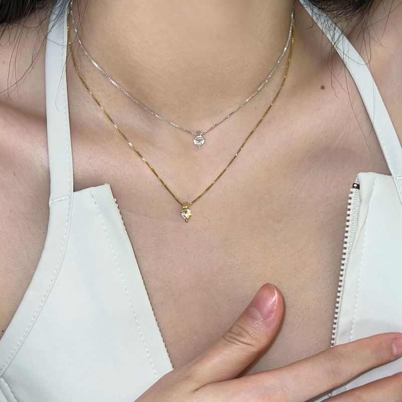 Classic Heart Solitaire Necklace (SILVER)