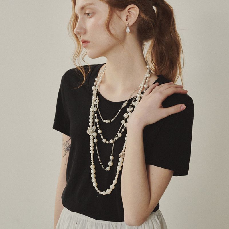 Melly&Rose(メリーアンドローズ)の「Rose Layered Pearl Necklace(Accessories)」