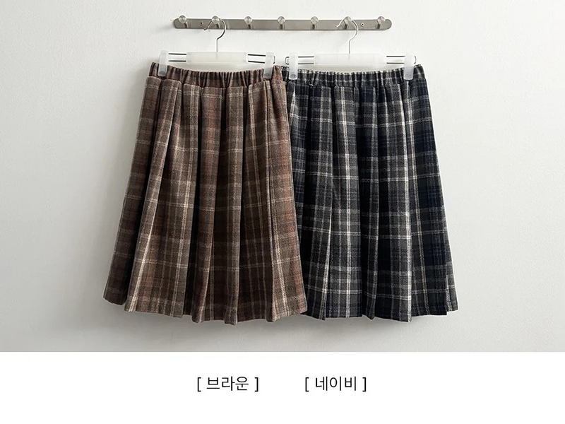Dotten Check Woolen Pleated Midi Skirt