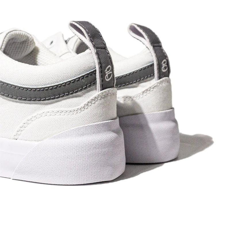 Patrobas Glare White Sneakers