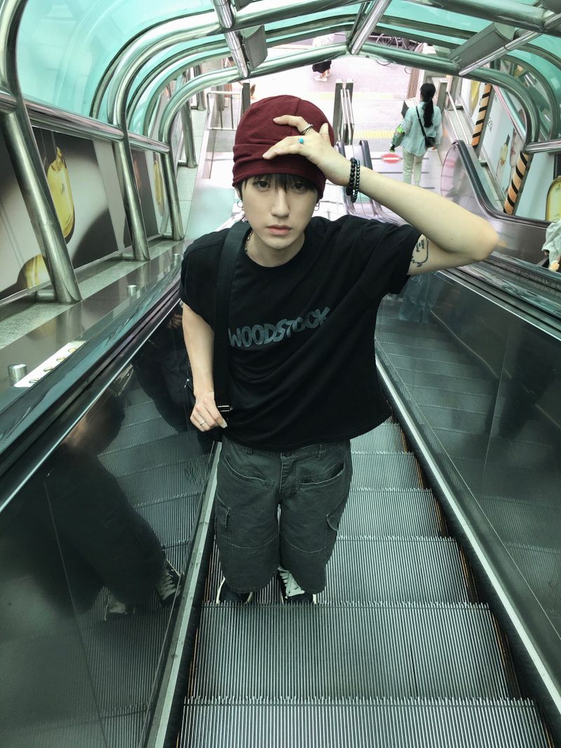 Stock Semi-Crop Short-Sleeve T-Shirt 4C