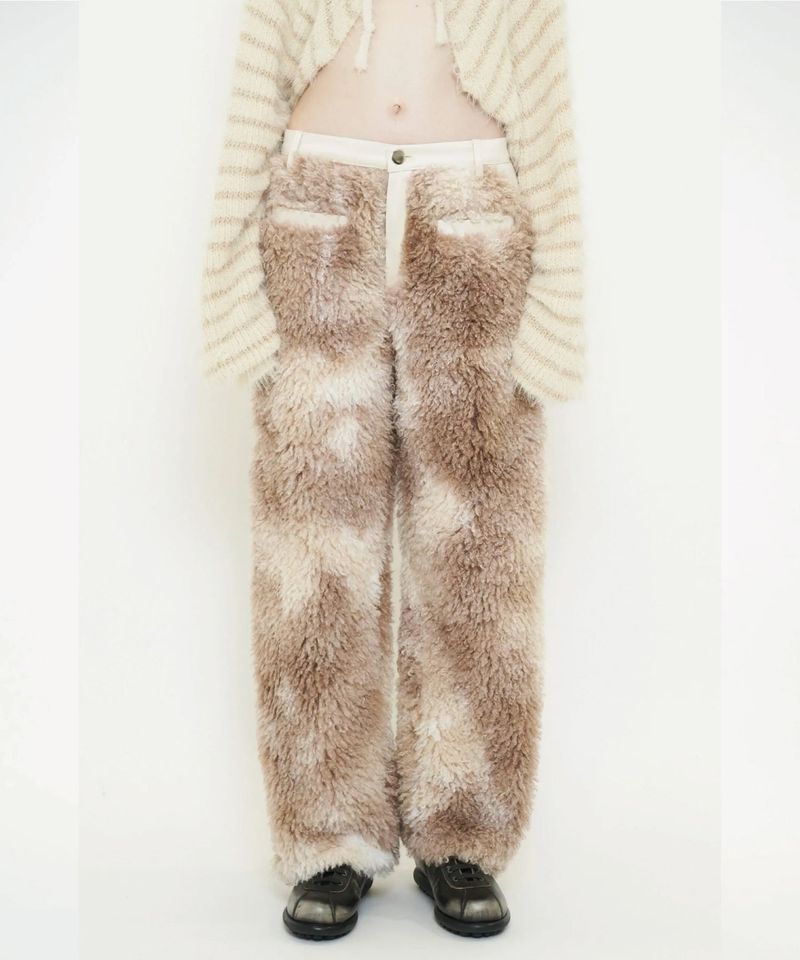 VIAVANDA（ヴィアヴァンダ）の「FAKE FUR STRAIGHT PANTS（Pants）」