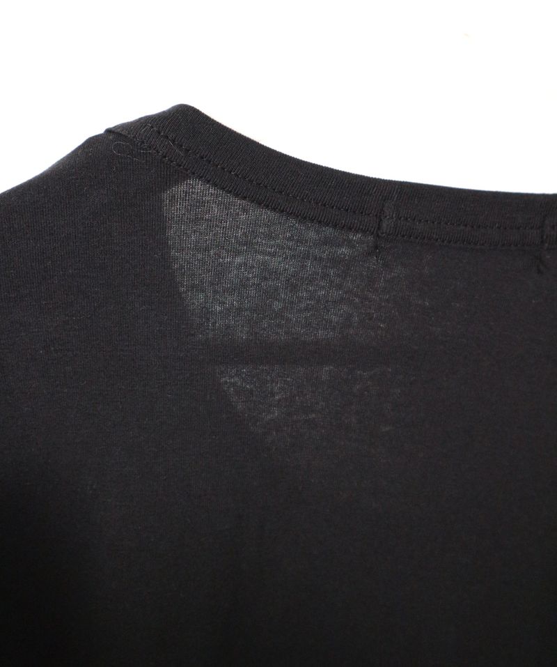 open stud U-neck round long-sleeved T-shirt
