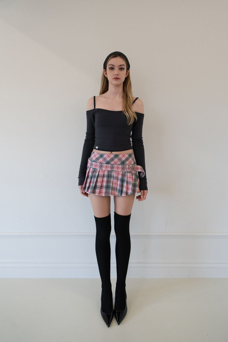 [Seow] Off Shoulder T-Shirts(2colors)