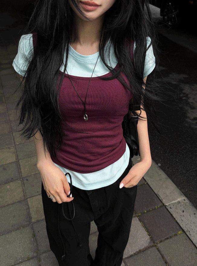 [1+1] Essential Square Neck Sleeveless