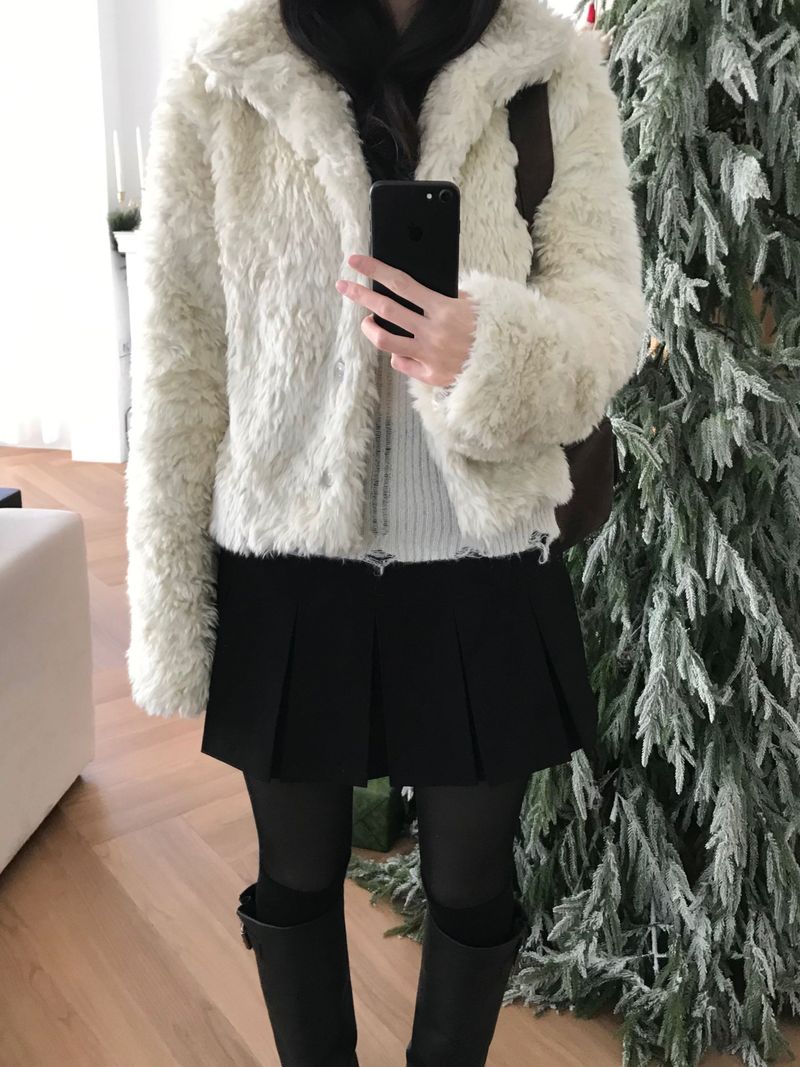 Ritz fur jacket (one color)