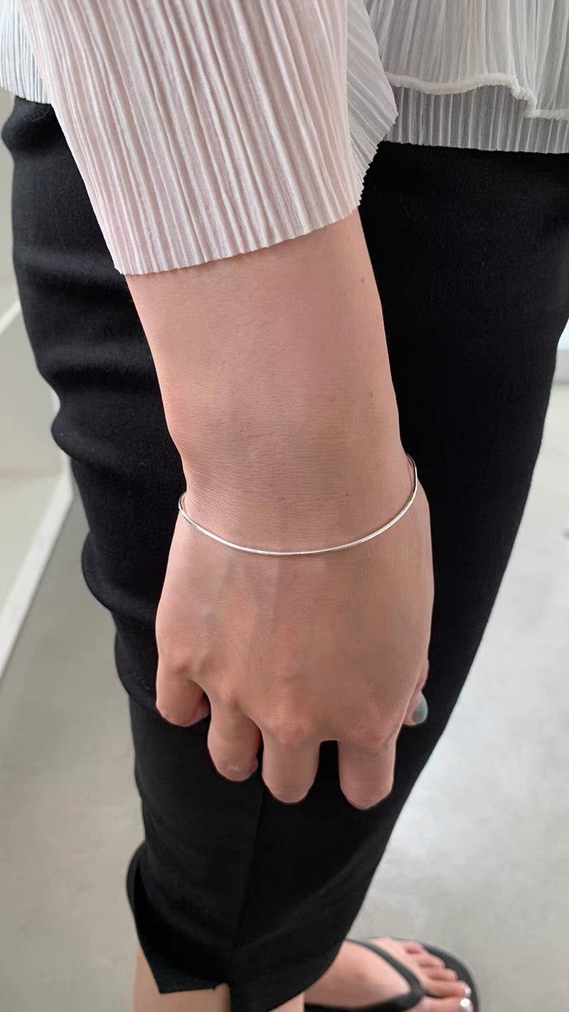 House of haus（ハウス オブ ハウス）の「シルバー ライン ブレスレット（アクセサリー）」