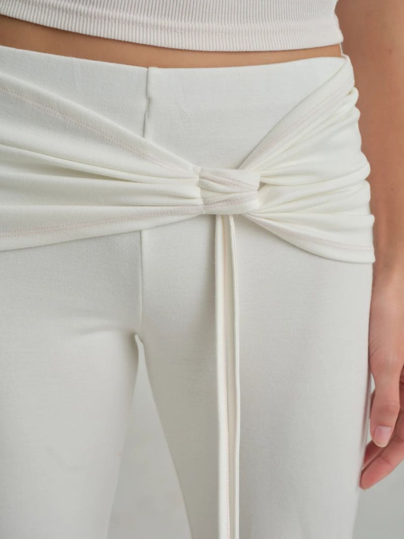 Ballet studio flare line pants, White
