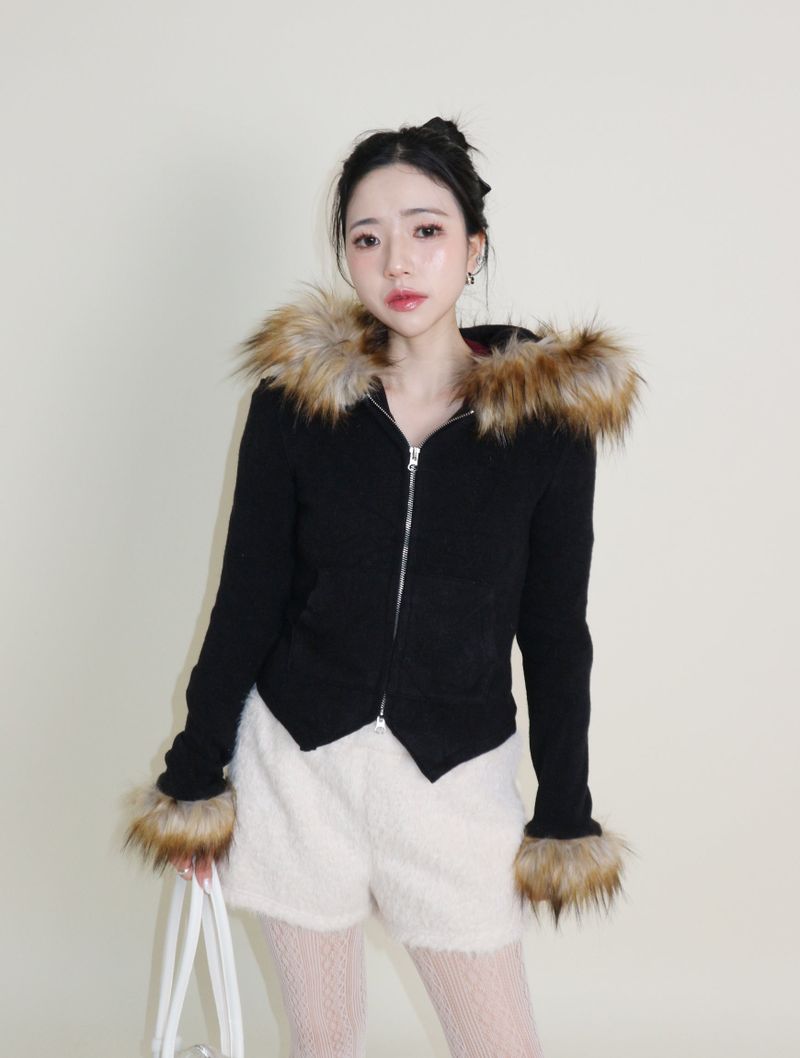 UZYOUNG（ユズヨン）の「Decca Wolfjot Hooded Fur Knitwear Zip-Up Jacket (Wool Jacket)（Jackets/Outerwear）」