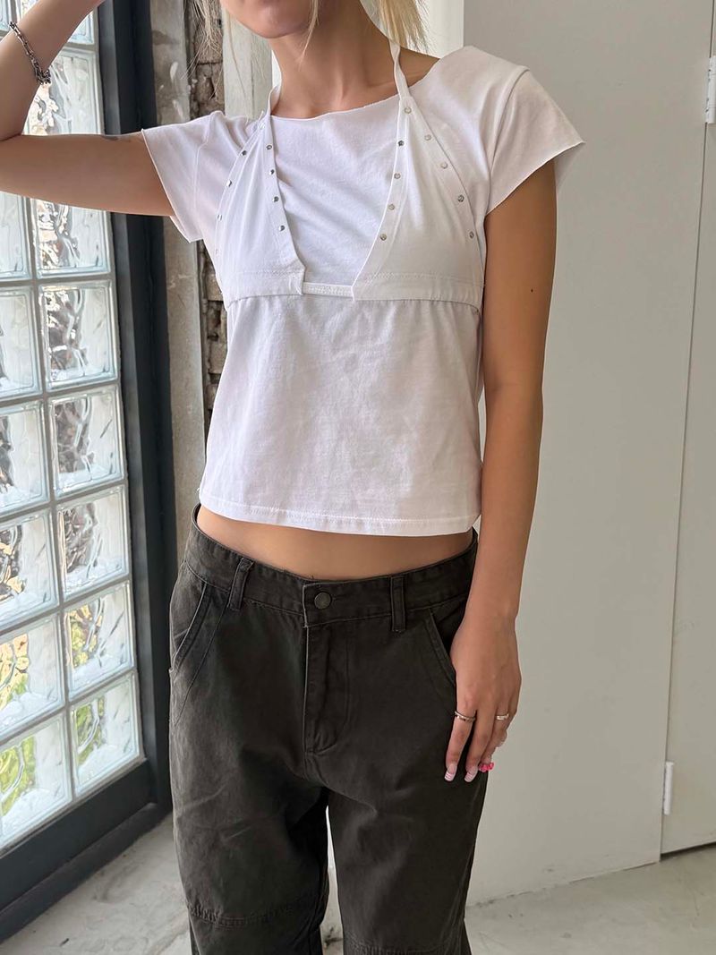 MUZESEOUL(ミューズソウル)の「Rivet halter layered t-shirts(2color)(Tops)」