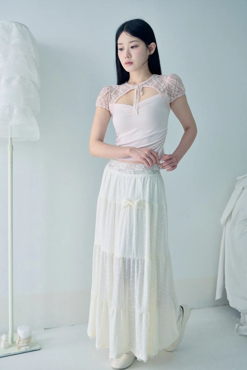 Muse lace top (Baby pink)