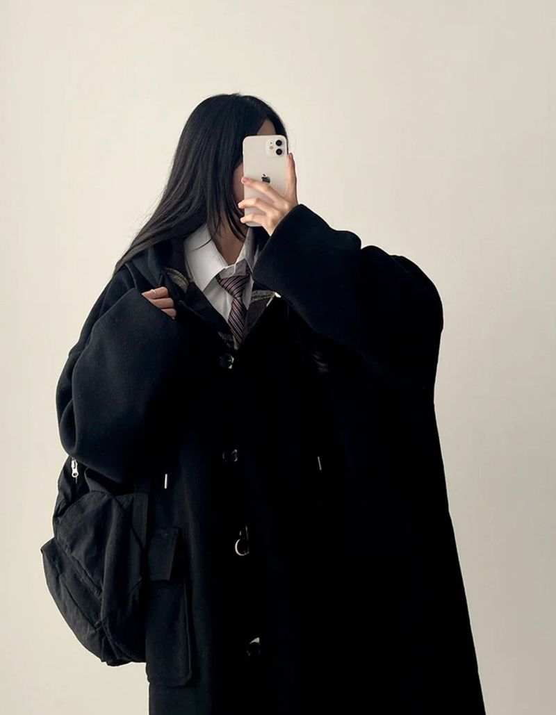Melty King Bakshi woolen pocket long hooded coat
