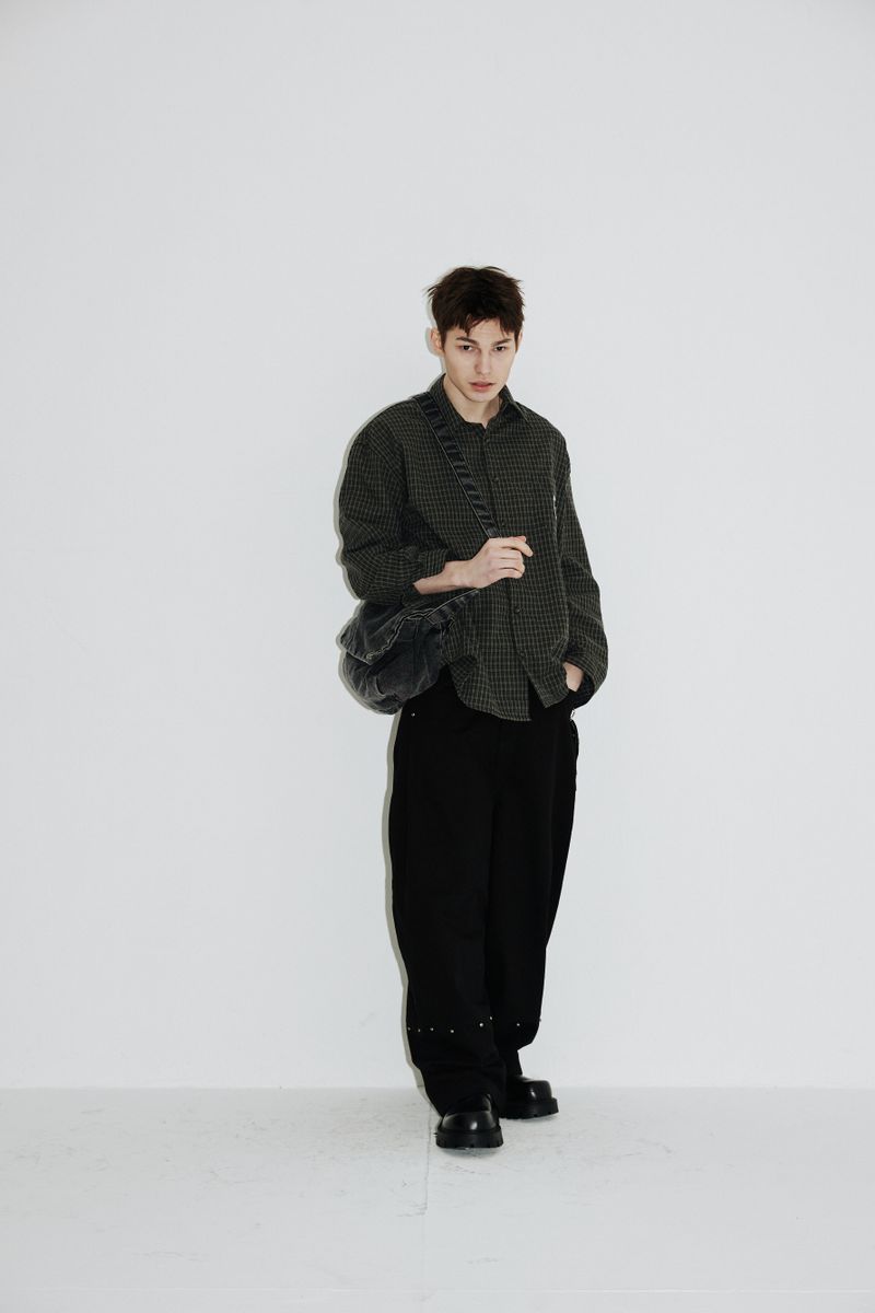 Incision Rivet Wide Pants (Vintage-black)