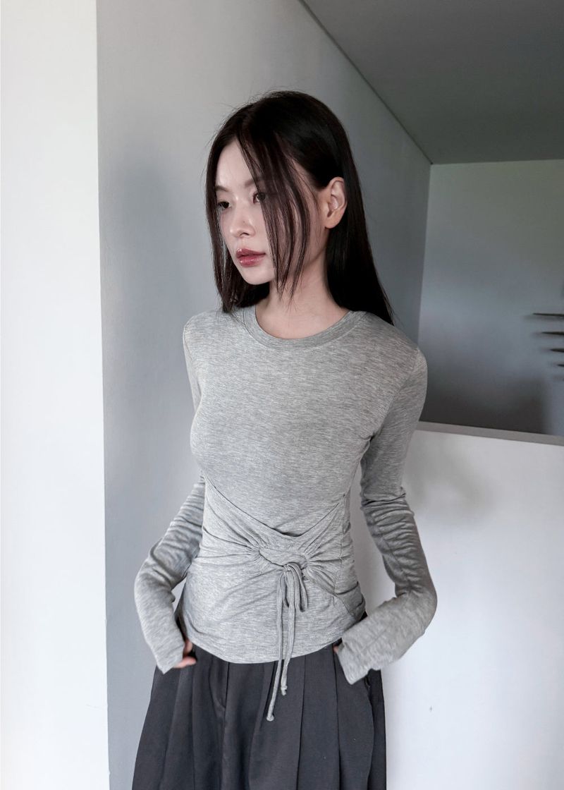 STRING HOLE SHIRRING TEE