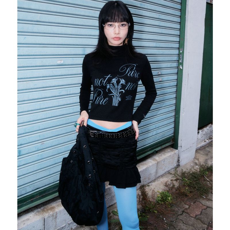 Not pure artwork turtleneck [Black]