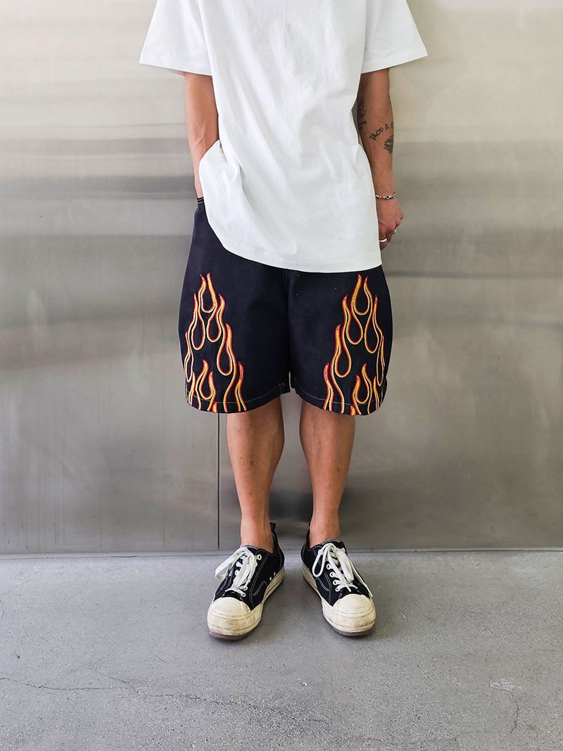VENTIQUE Flame embroidery Bermuda Shorts 2color