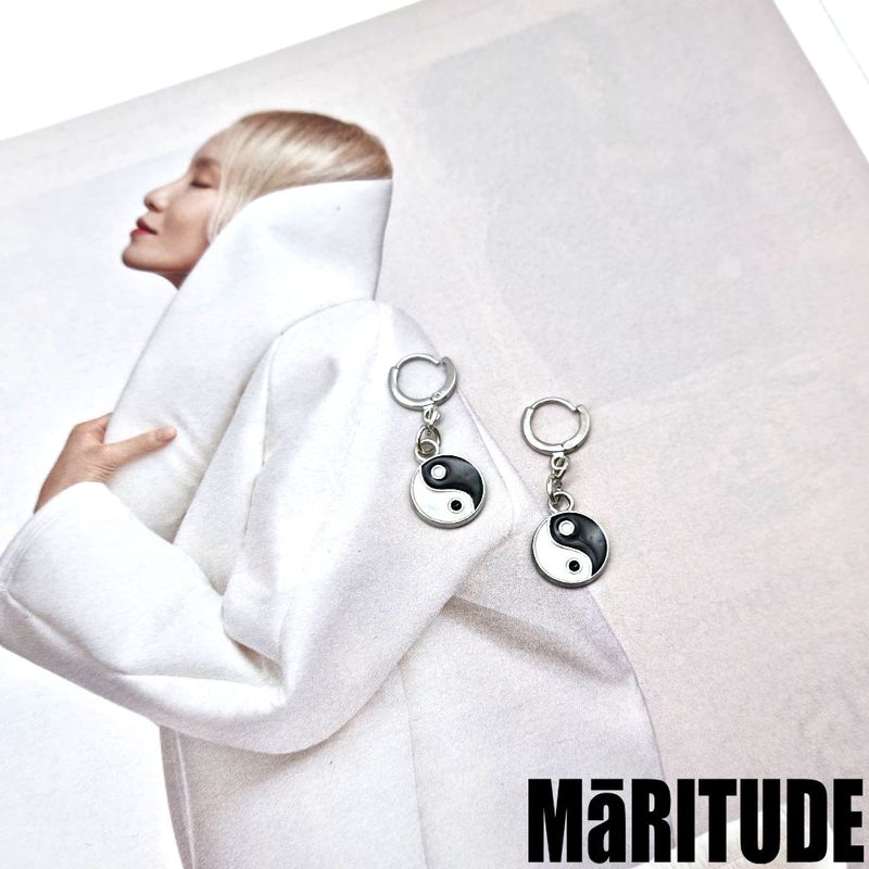 YING YANG EARRINGS