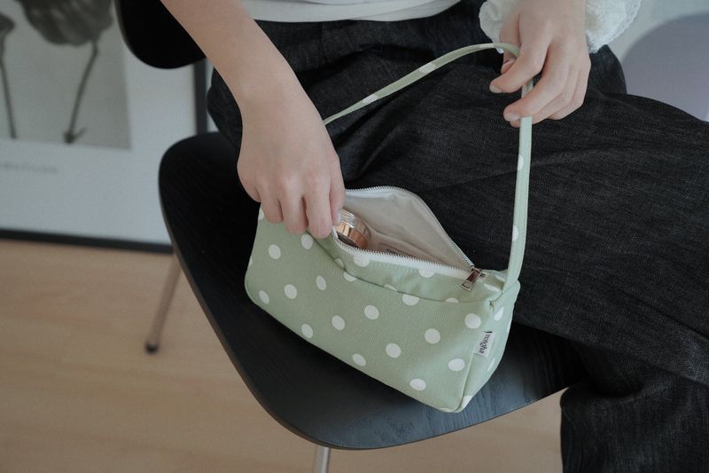 Ato bag_dot (green)