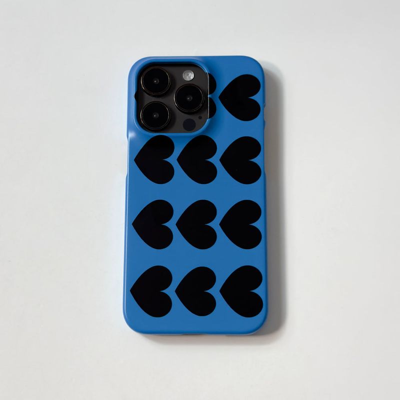 a3b3（エースリービースリー）の「ハートパターンブルー（マットフォンケース）（スマホグッズ/小物）」