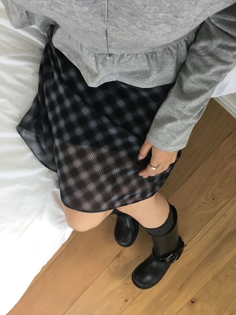 Two Buckle Middle Boots