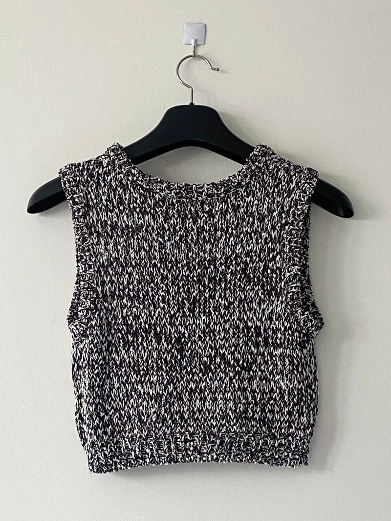 French mix crop knit vest
