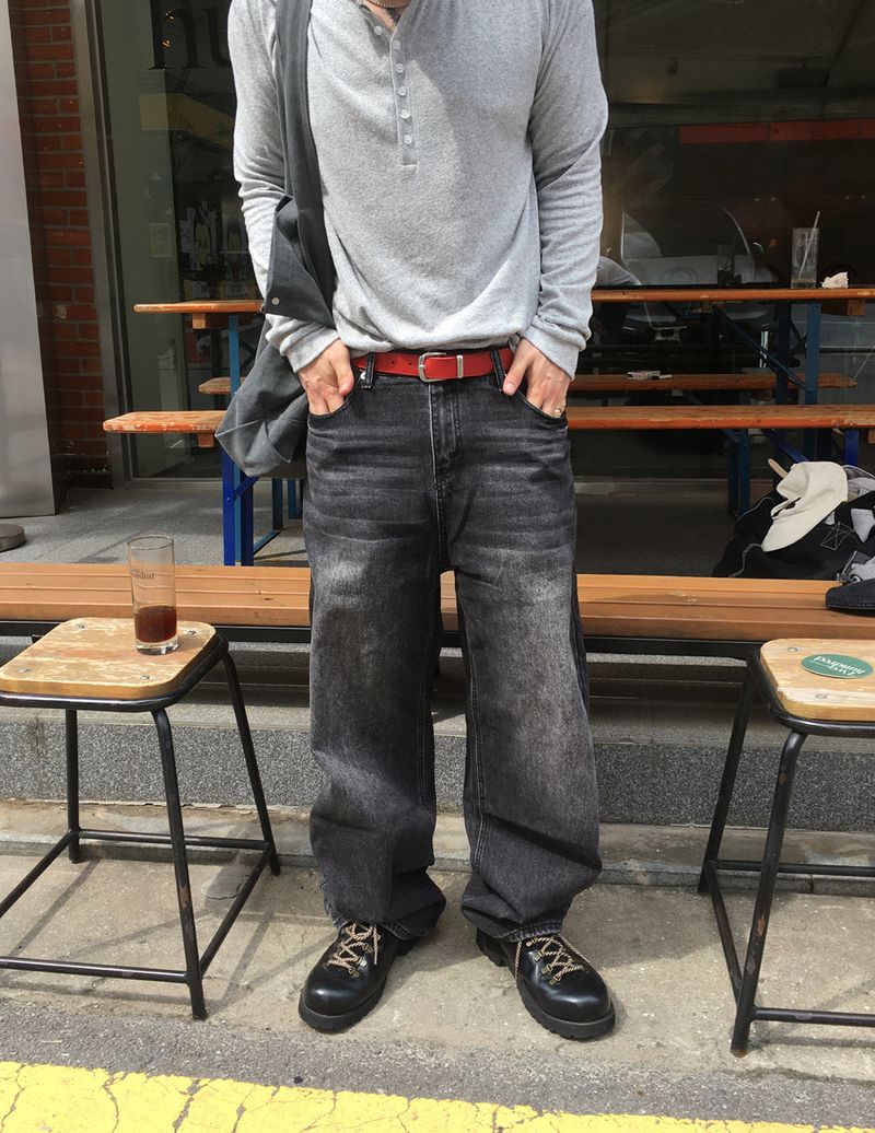 HOLY IN CODE（ホーリーインコード）の「No.1861 crack SW black denim PT（Pants）」