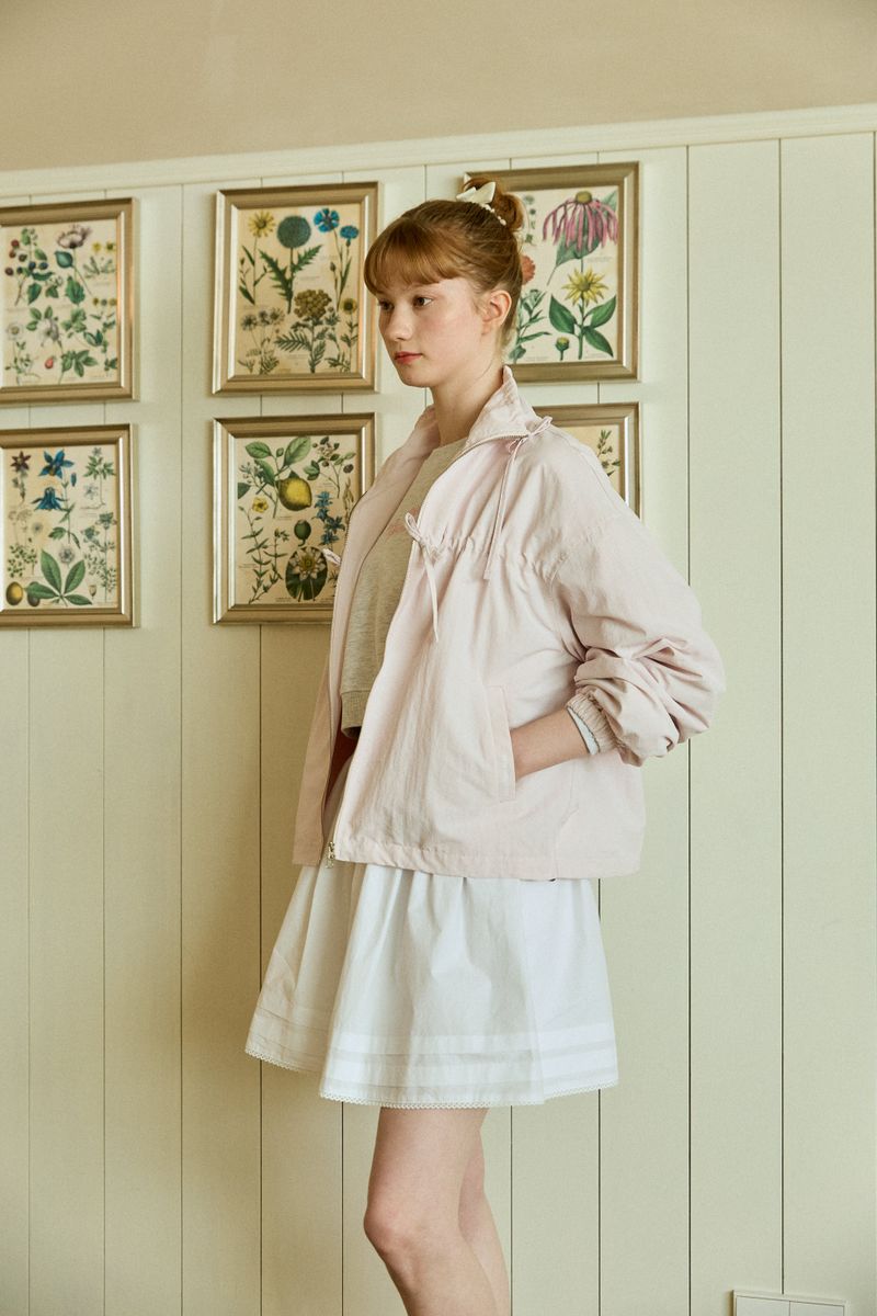 DOUBLE RIBBON WIND BREAKER