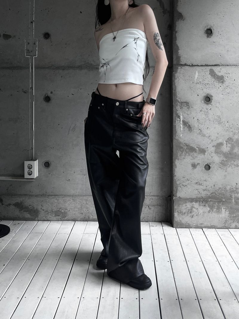 [unisex] side buckle leather wide pants