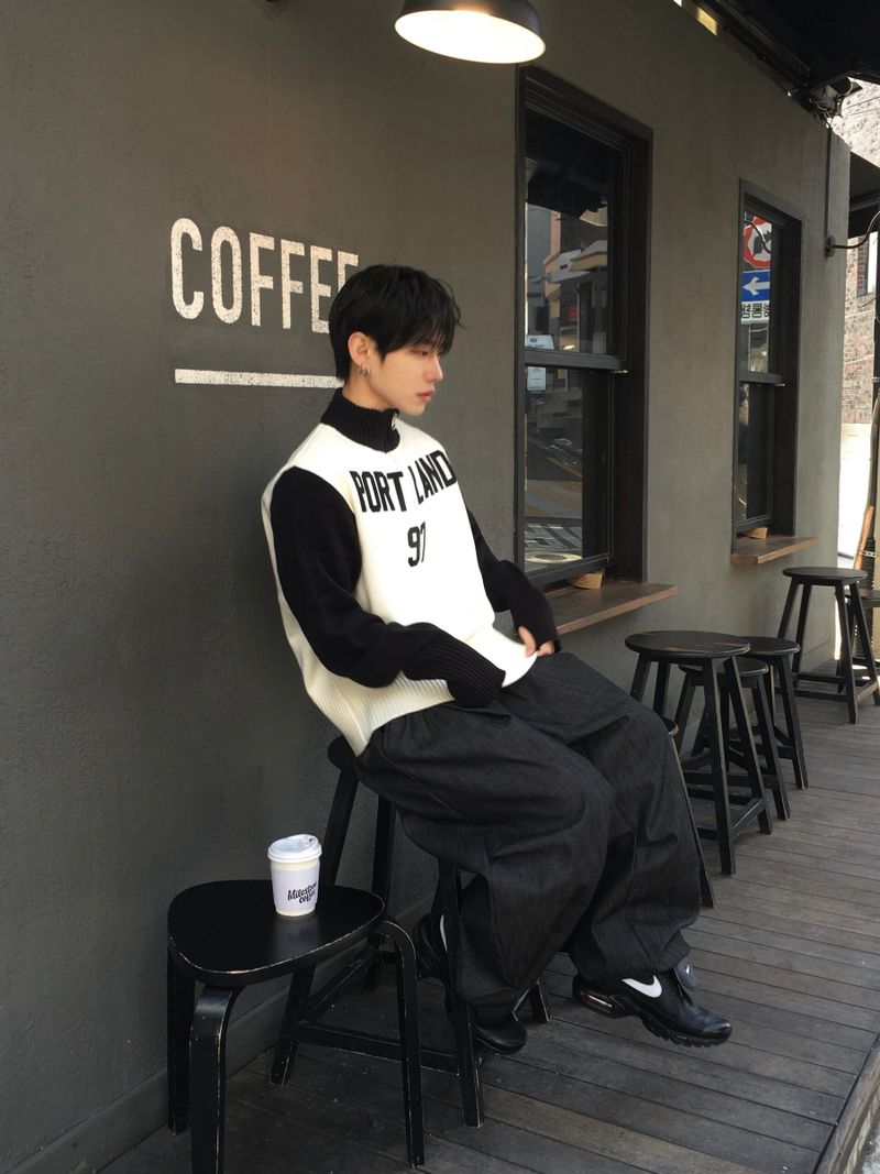 Portland 97 Color Block Knit Zip-Up 2C