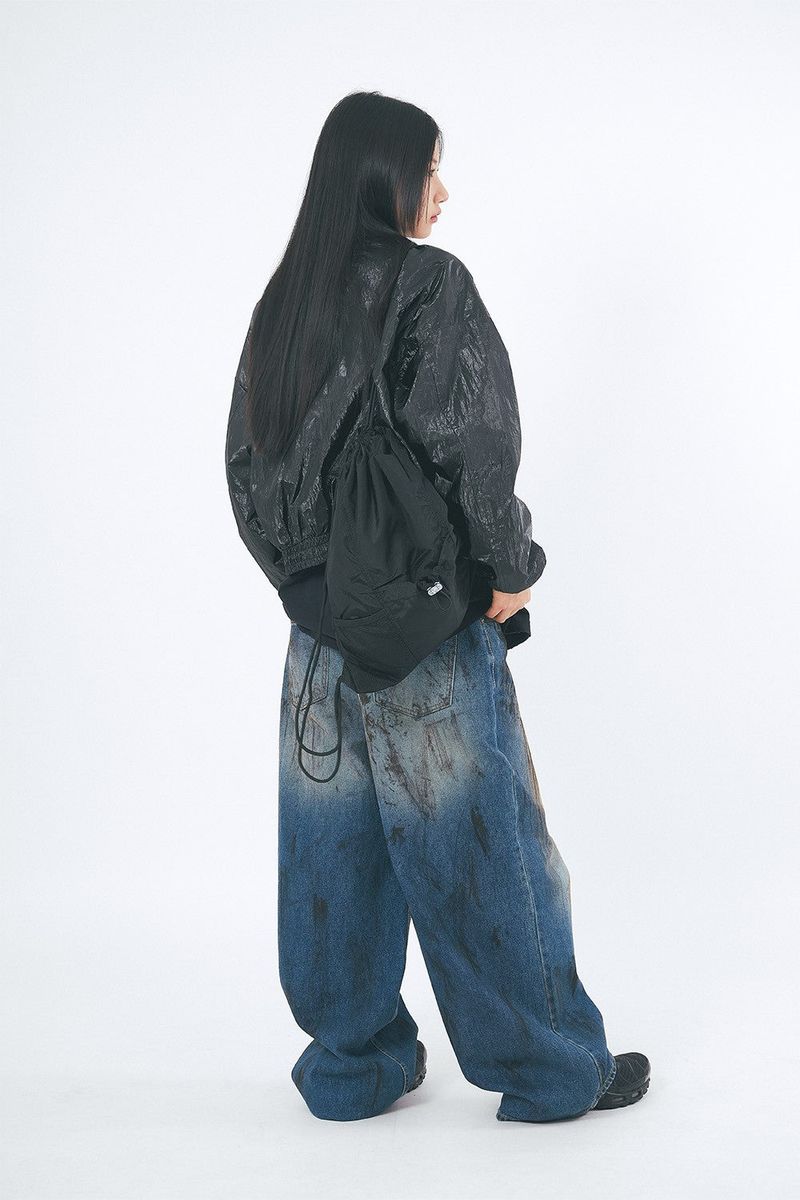 Urban glossy short zip-up jacket