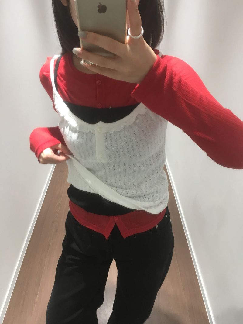 French punched button sleeveless top (4color)
