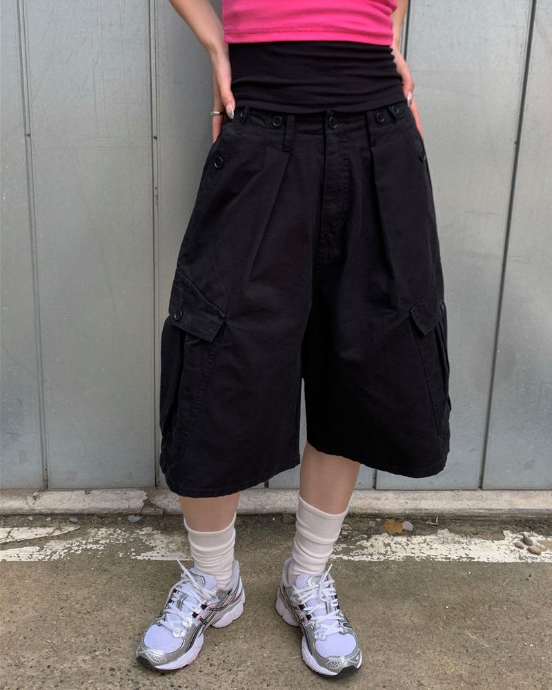 Snap big cargo bermuda pants