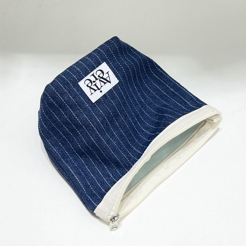 classic pouch_stripe denim