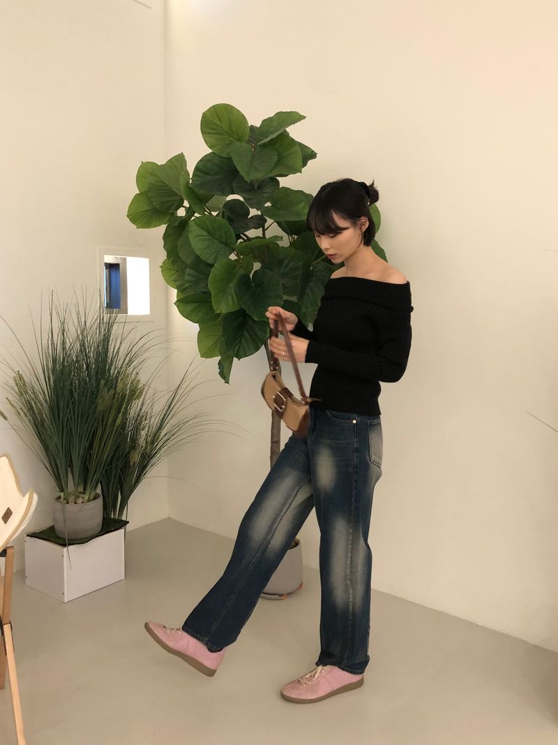 Drape feminine shoulder golgi knit