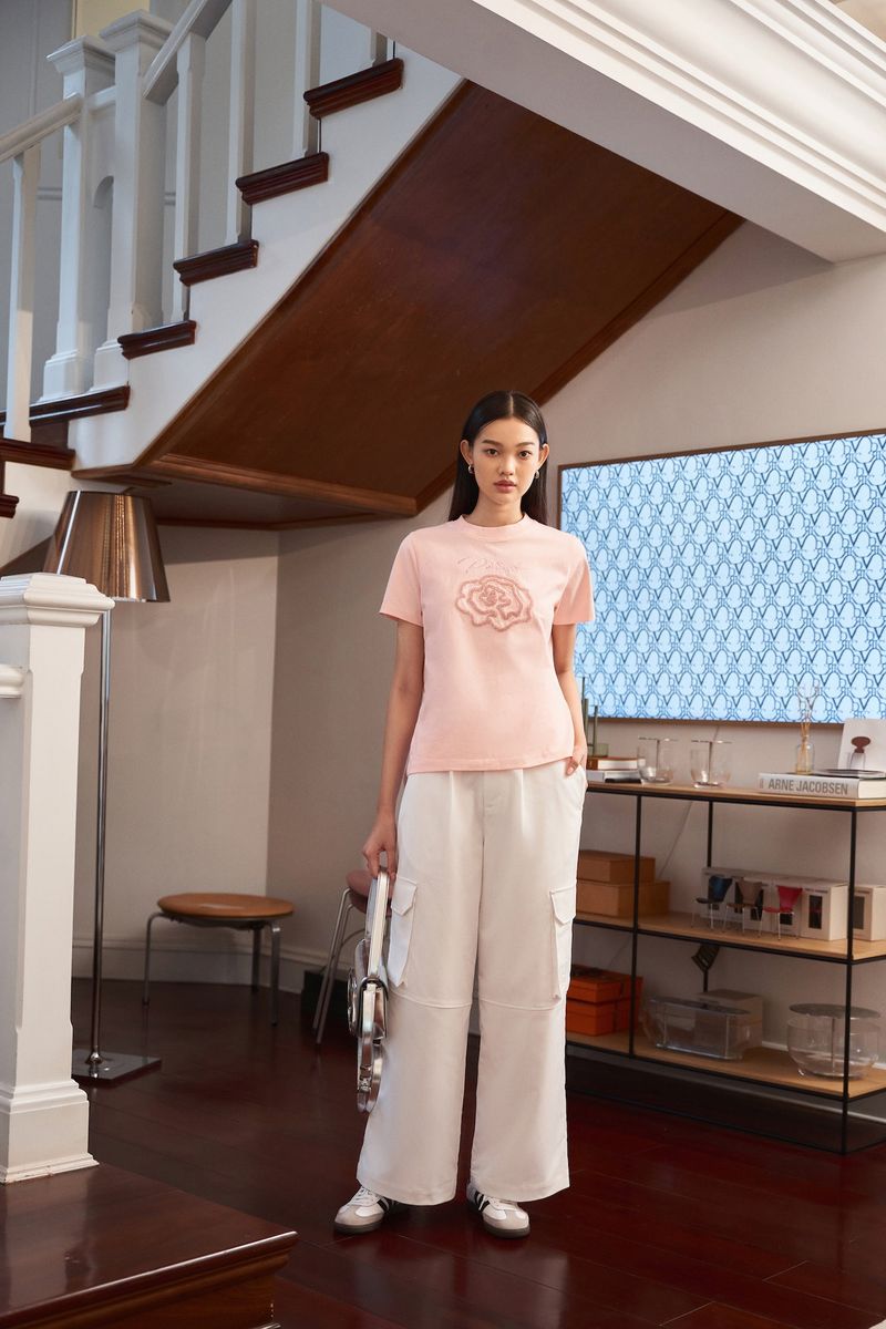 DVRK（ダーク）の「PRIVÉ LOGO EMBROIDERED CARGO PANTS (FEMALE) - WHITE（Pants）」