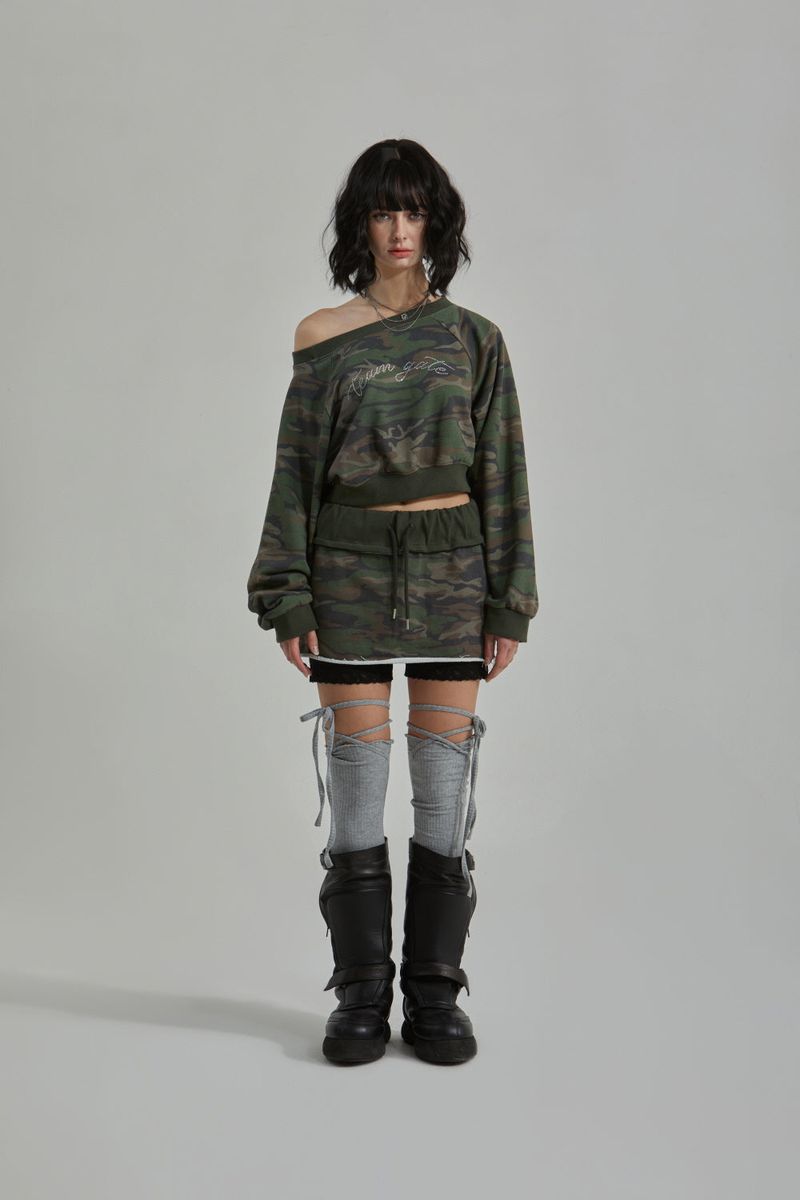 CAMO ONE SHOULDER T-SHIRT