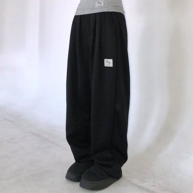 COIRIS（コイリス）の「FRAIN PINTUCK WIDE BANDING PANTS (2COLOR)（Pants）」