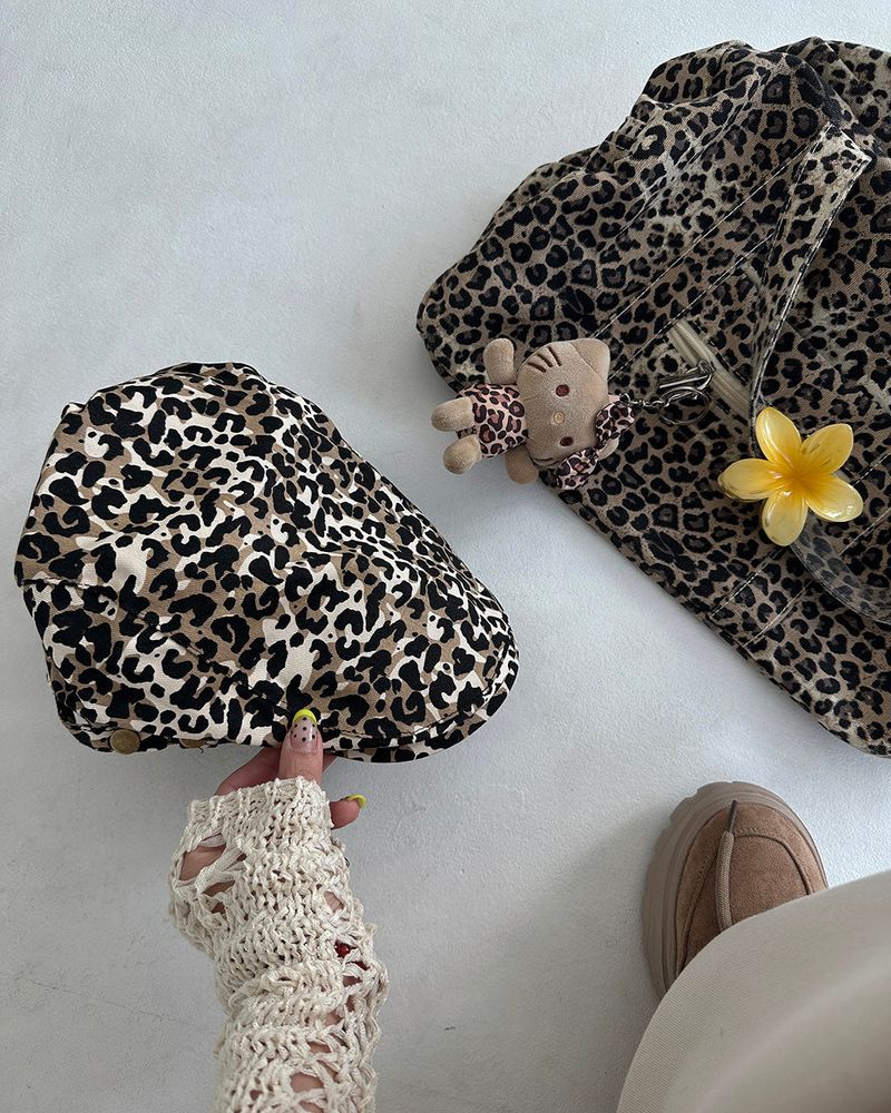 leopard leopard buckle hunting cap