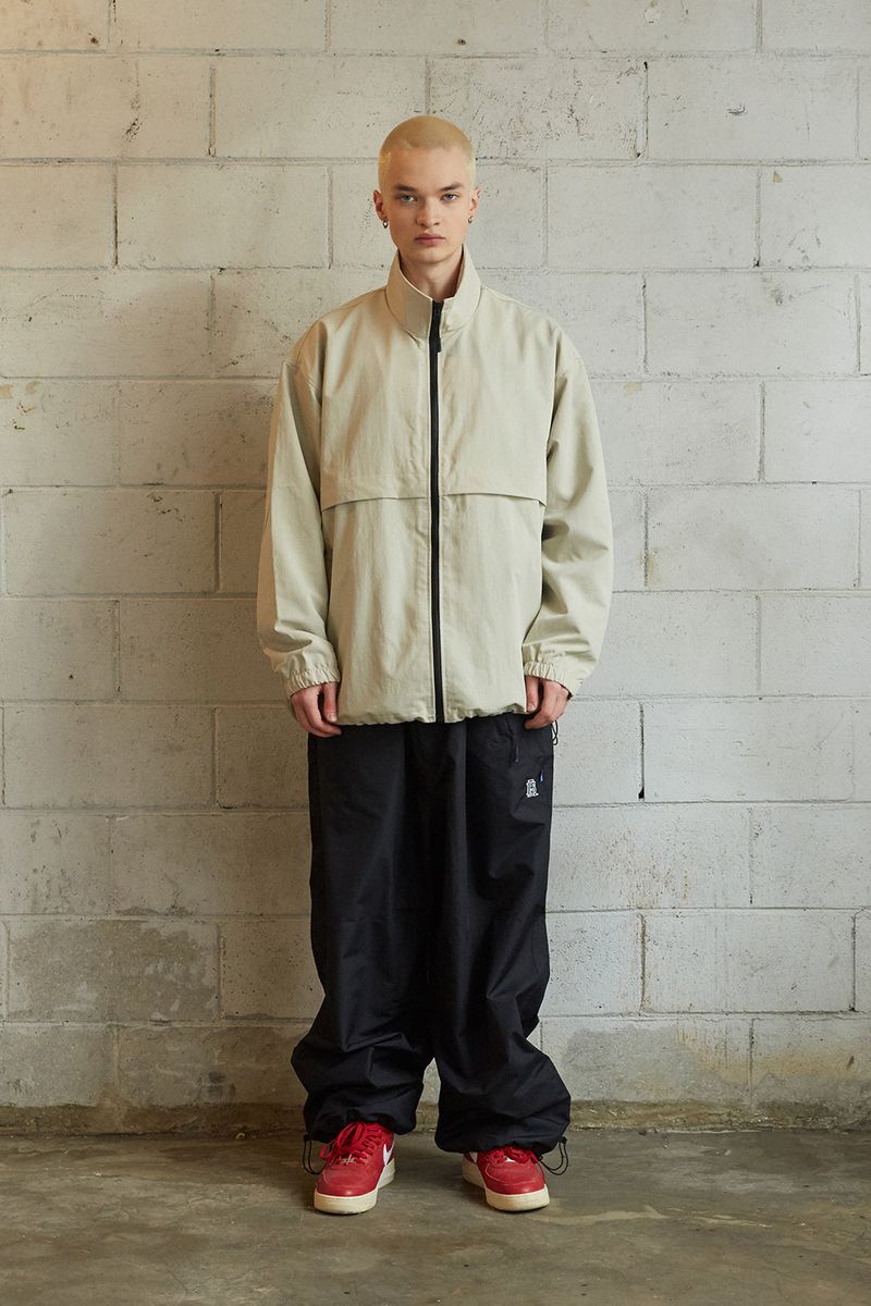BSR2223FWJK058 CCC WIDE JACKET GRAY BEIGE