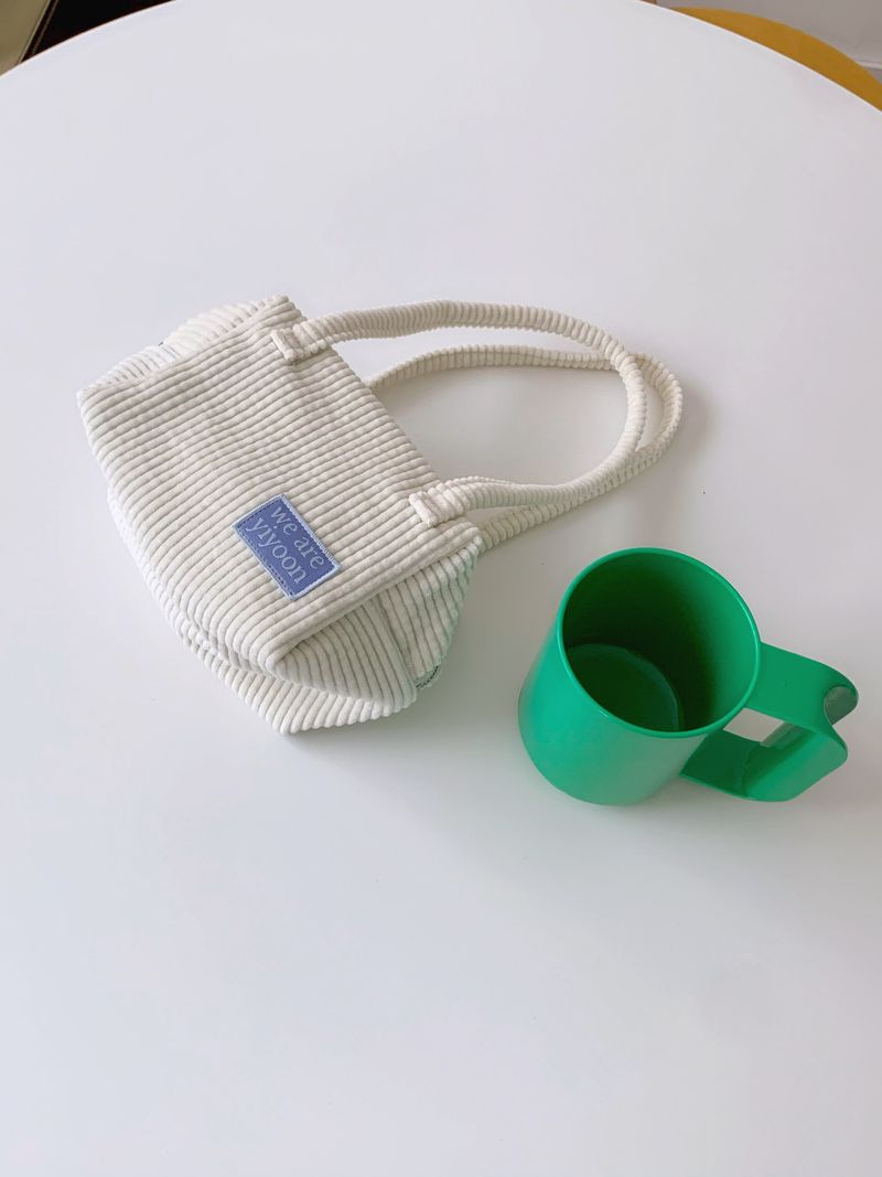 Handy pouch (corduroy milk)