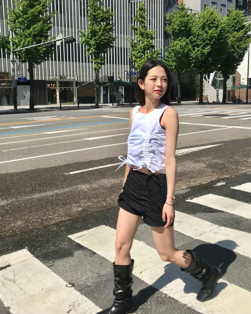 Lovech set up sleeveless