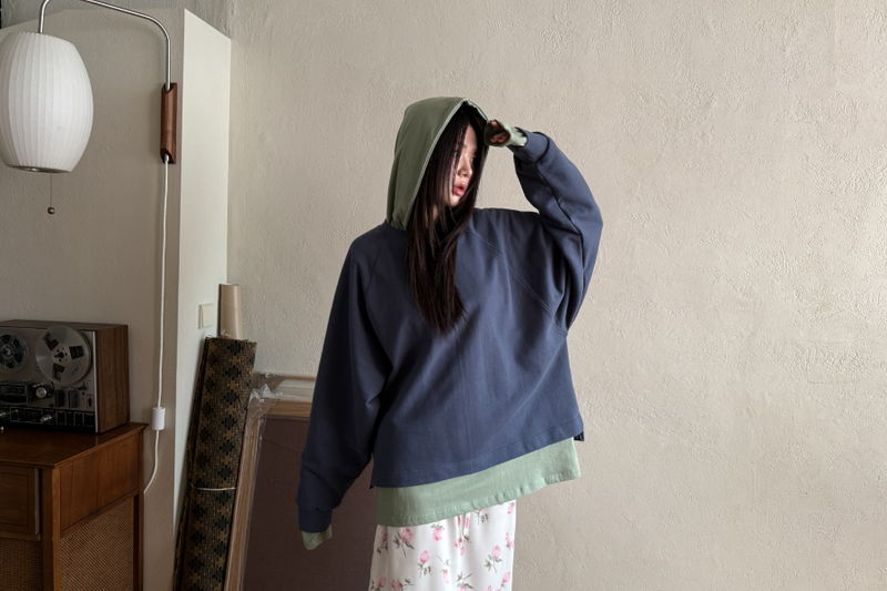 boxy raglan crop sweatshirt 