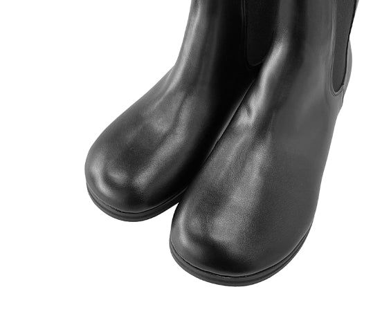 Grow Leather Chelsea Boots