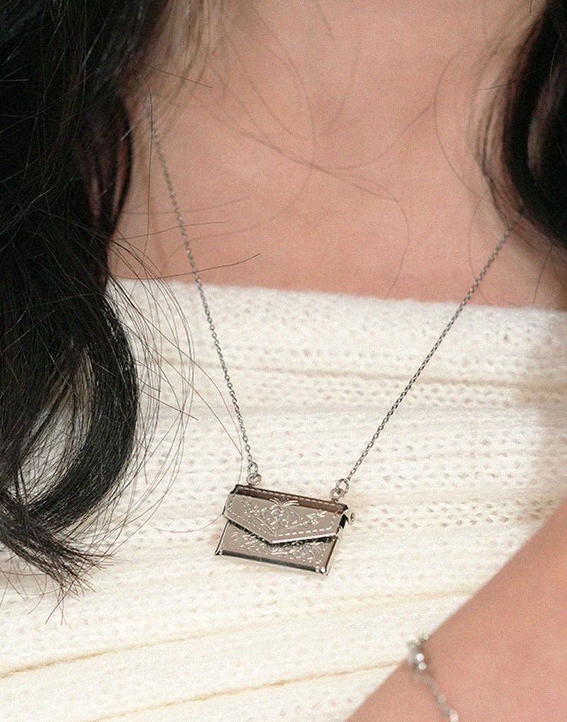 Boho Libertude（ボホリベルチュード）の「Hidden Poem Necklace（Accessories）」